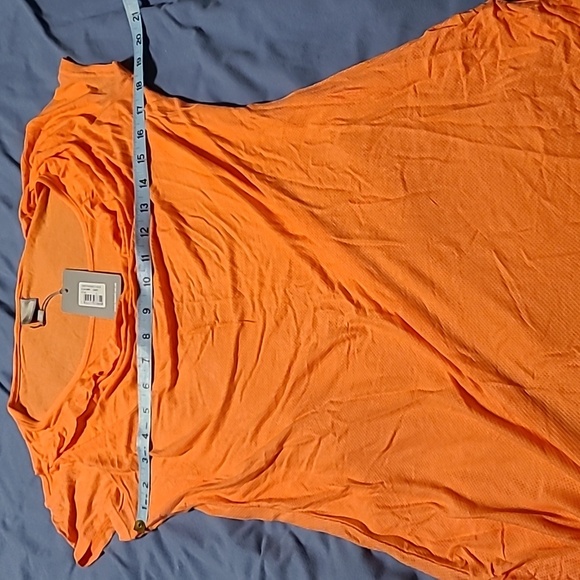 Bench Women's small Scoop neck ruched sides NWT Peach dress - Picture 6 of 9